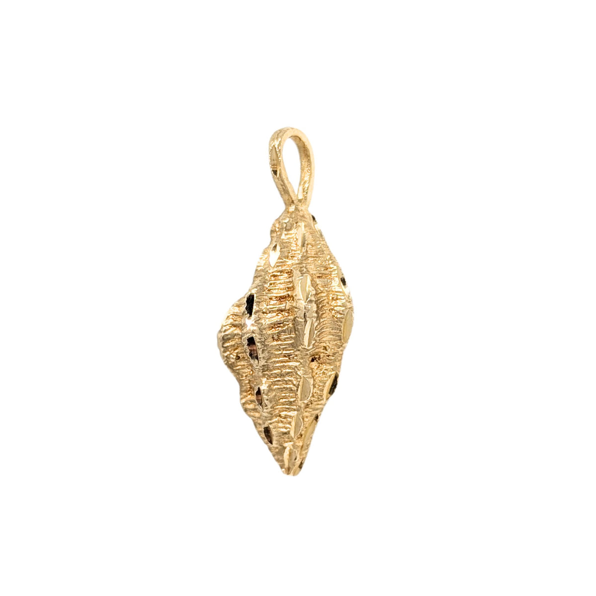 14K Gold Seashell Pendant