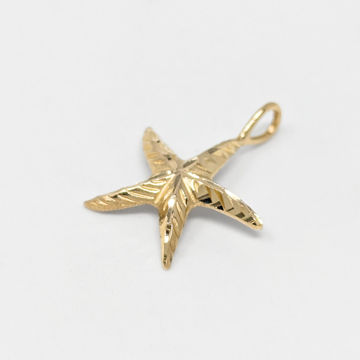 14K Gold Starfish Pendant