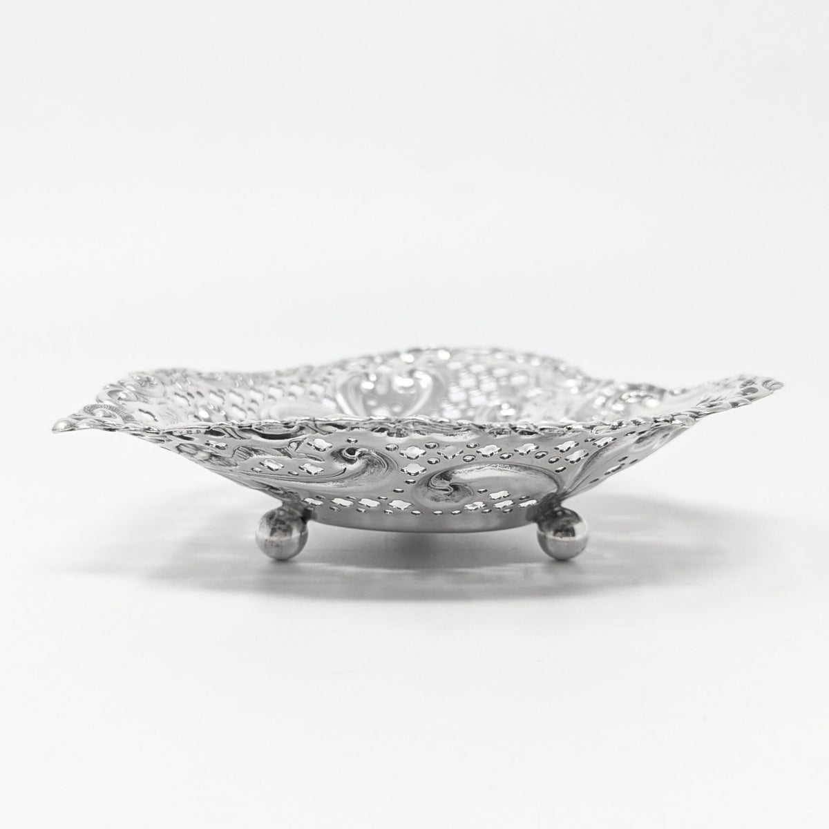 Gorham "Chantilly" Sterling Silver Heart-Shaped Nut Dish