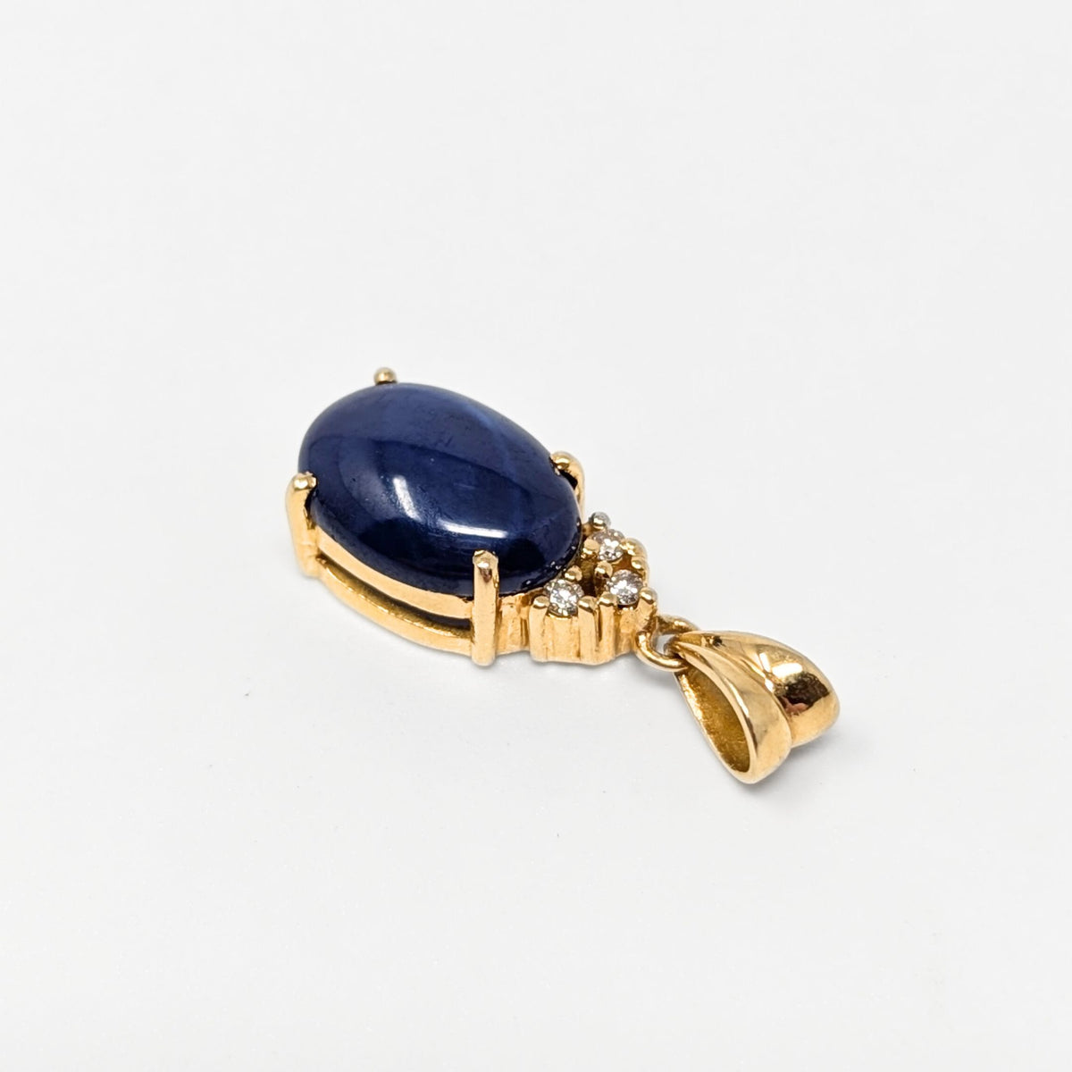 18K Gold Cobalt Blue Star Sapphire & Diamond Pendant