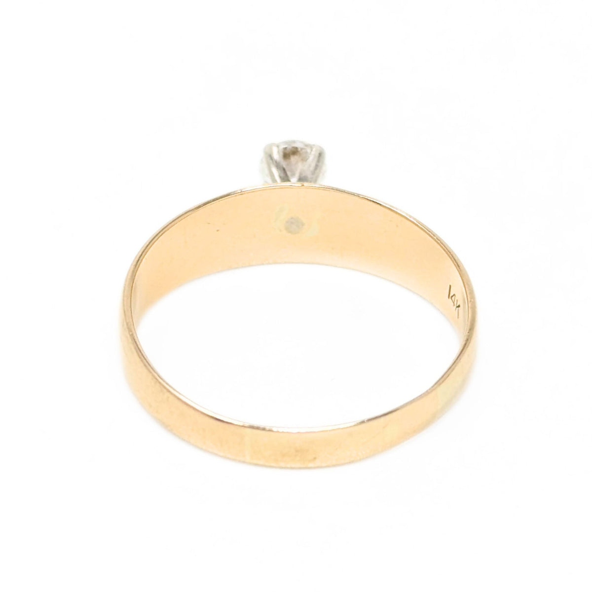 14K Gold .26ct Diamond Solitaire Ring - Size 8.75