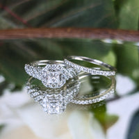 14K White Gold Halo 1.0tcw Princess Diamond Engagement Ring Set - Size 5.5