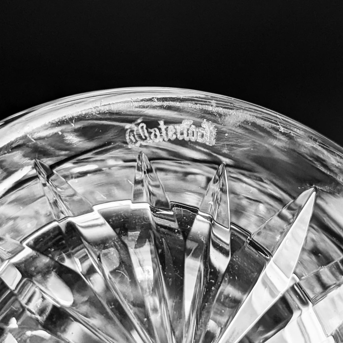 Waterford Crystal "Comeragh" 14" Decanter w/ Stopper
