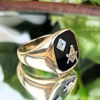 10K Gold Vintage Masonic Men's Black Onyx & Diamond Ring - Size 10.5