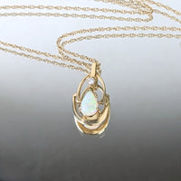 Vintage 14K Gold 18” Fire Opal & Diamond Pendant Necklace