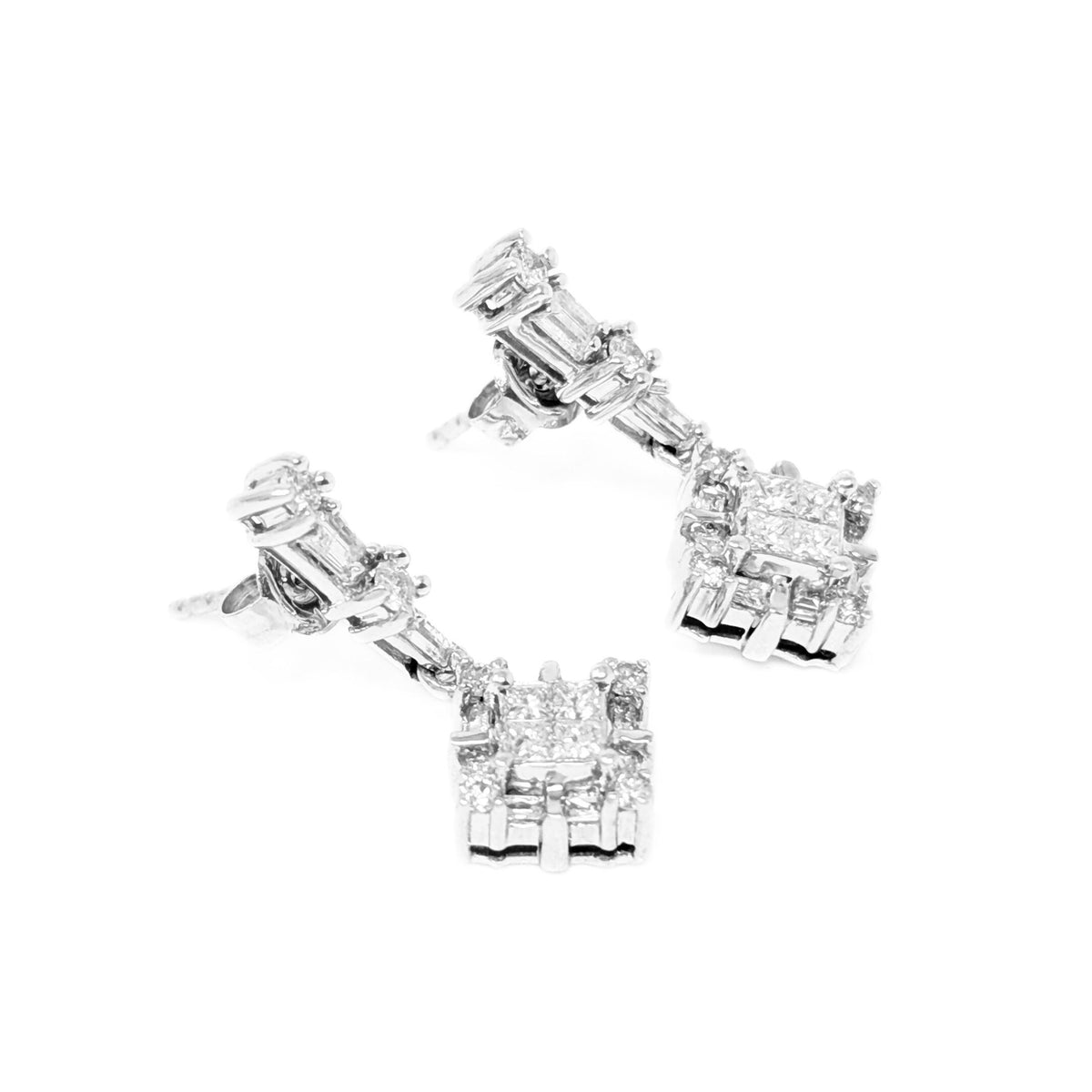 14K White Gold Diamond Drop Earrings