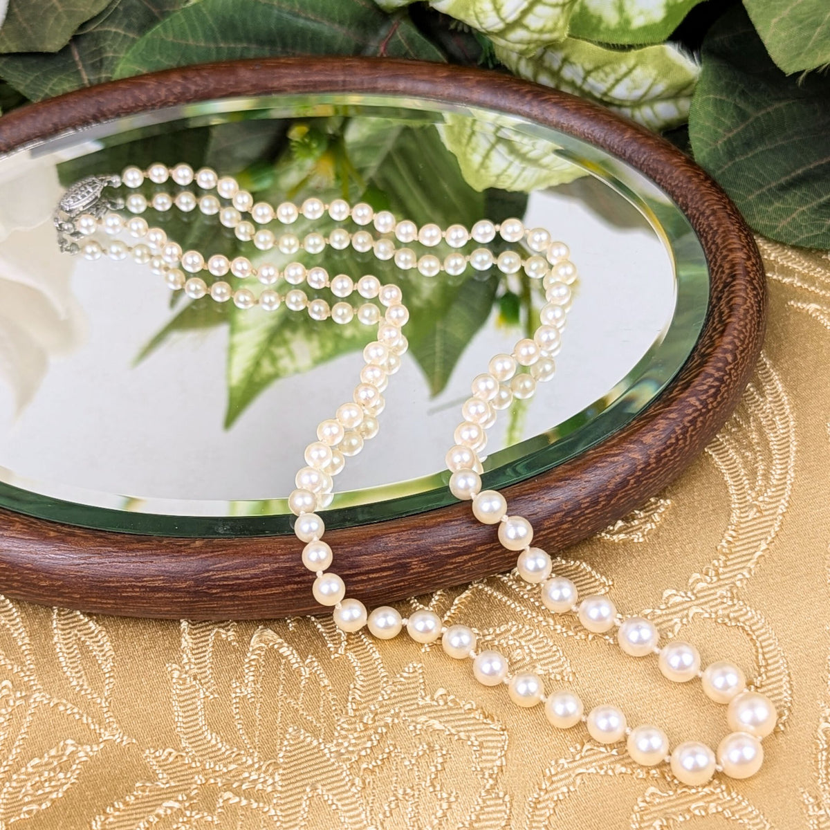 10K Gold 17” Graduated Pearl Necklace