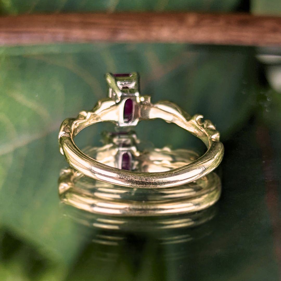Vintage 14K Yellow Gold Emerald Cut Ruby Ring- Size 6 1/8