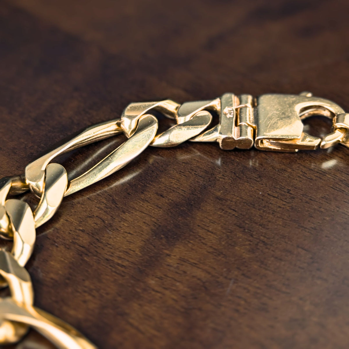Vintage ACCO Italian 13K Yellow Gold 9.25" Figaro Link Bracelet (57.8g)