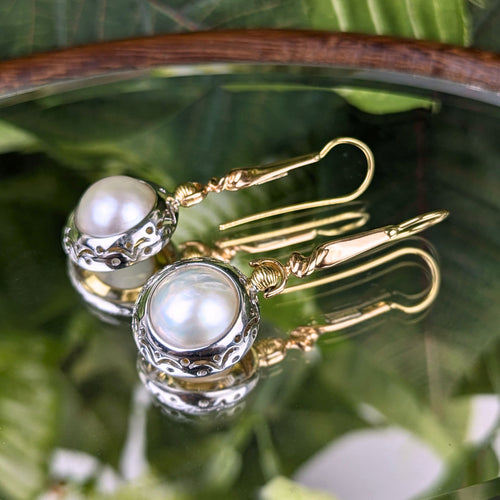 Kama Dubai Muraro 18K Tricolor Gold 14mm Mabe Pearl Earrings w/ Appraisal