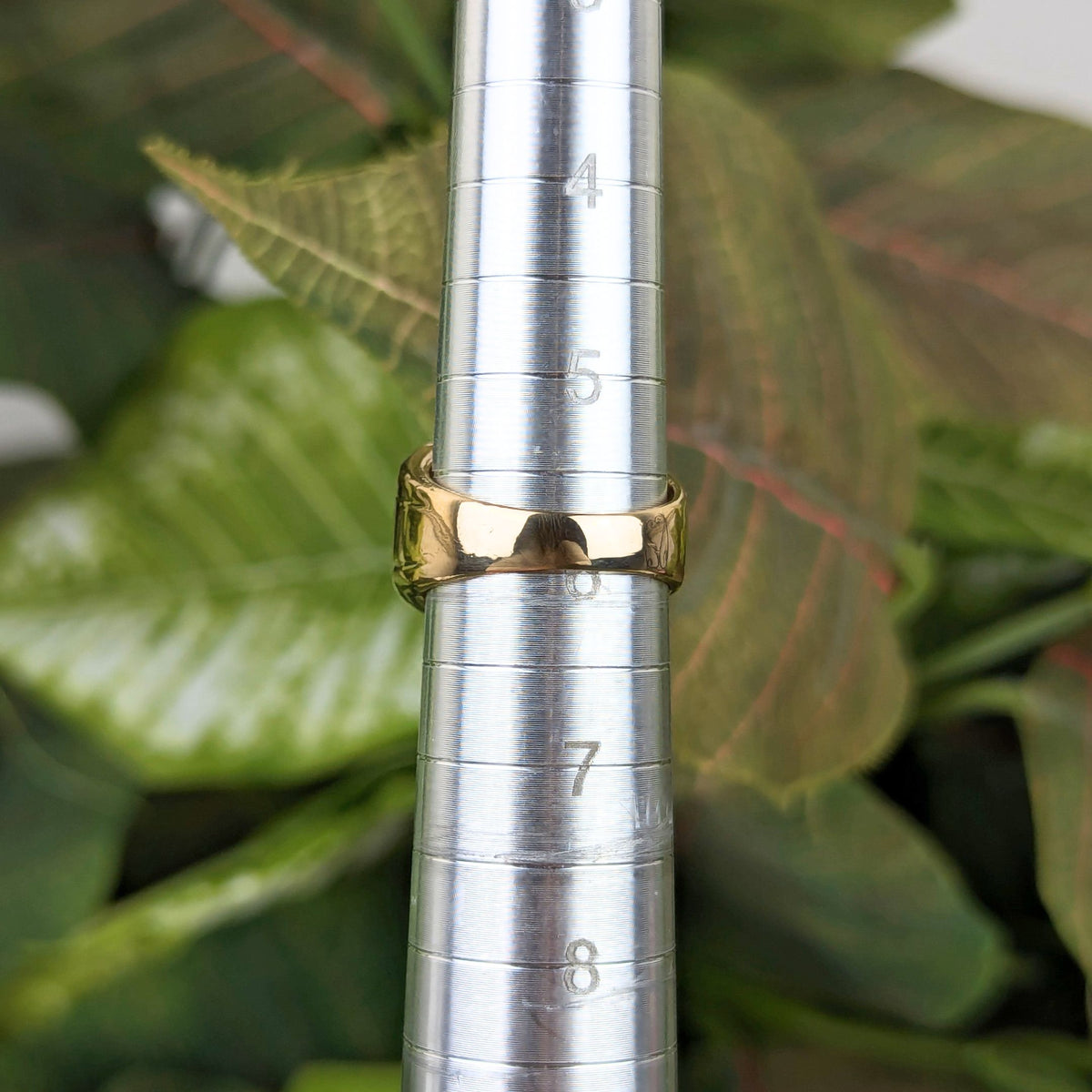 Estate 17K Gold AAA Green Amethyst Baguette Diamond Cocktail Ring, 10.66g