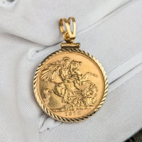 1978 British Gold Full Sovereign Coin Pendant in 14K Yellow Gold Bezel, 9.1g