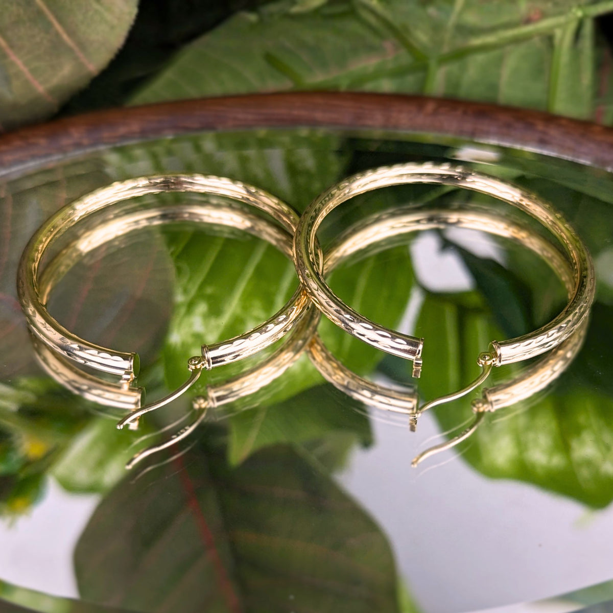 Vintage 14K Yellow Gold 43mm Diamond-Cut Hoop Earrings - Mint Condition