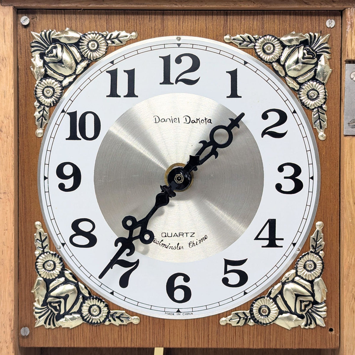 Daniel Dakota Quartz Westminster Chime Oak Wall Clock - MINT - New Movement