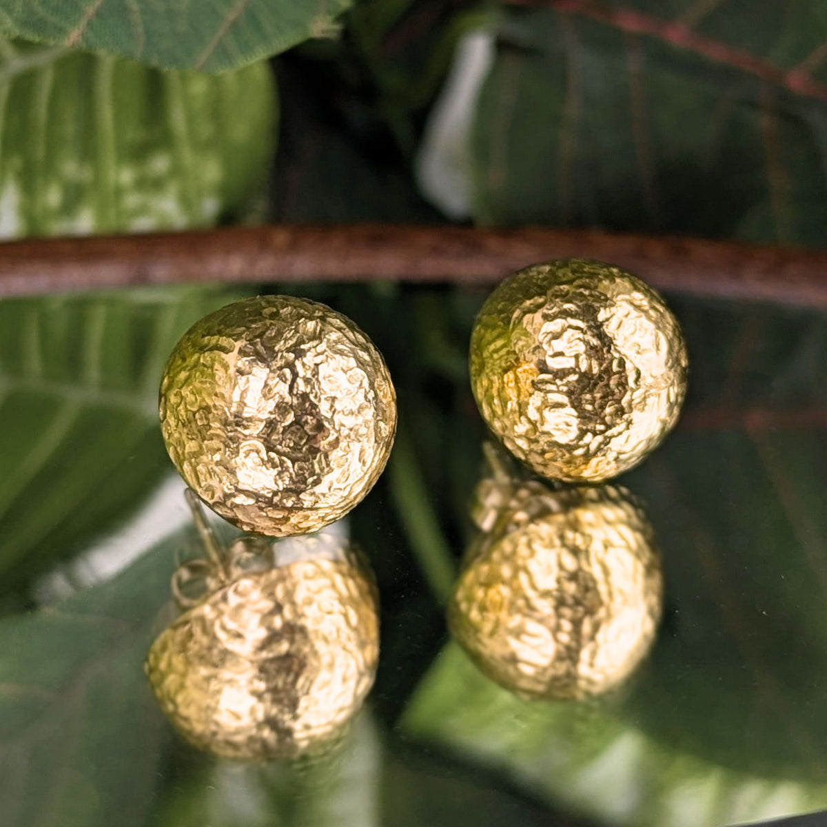 Vintage 14K Yellow Gold 15mm Hammered Dome Stud Earrings, 5.4g