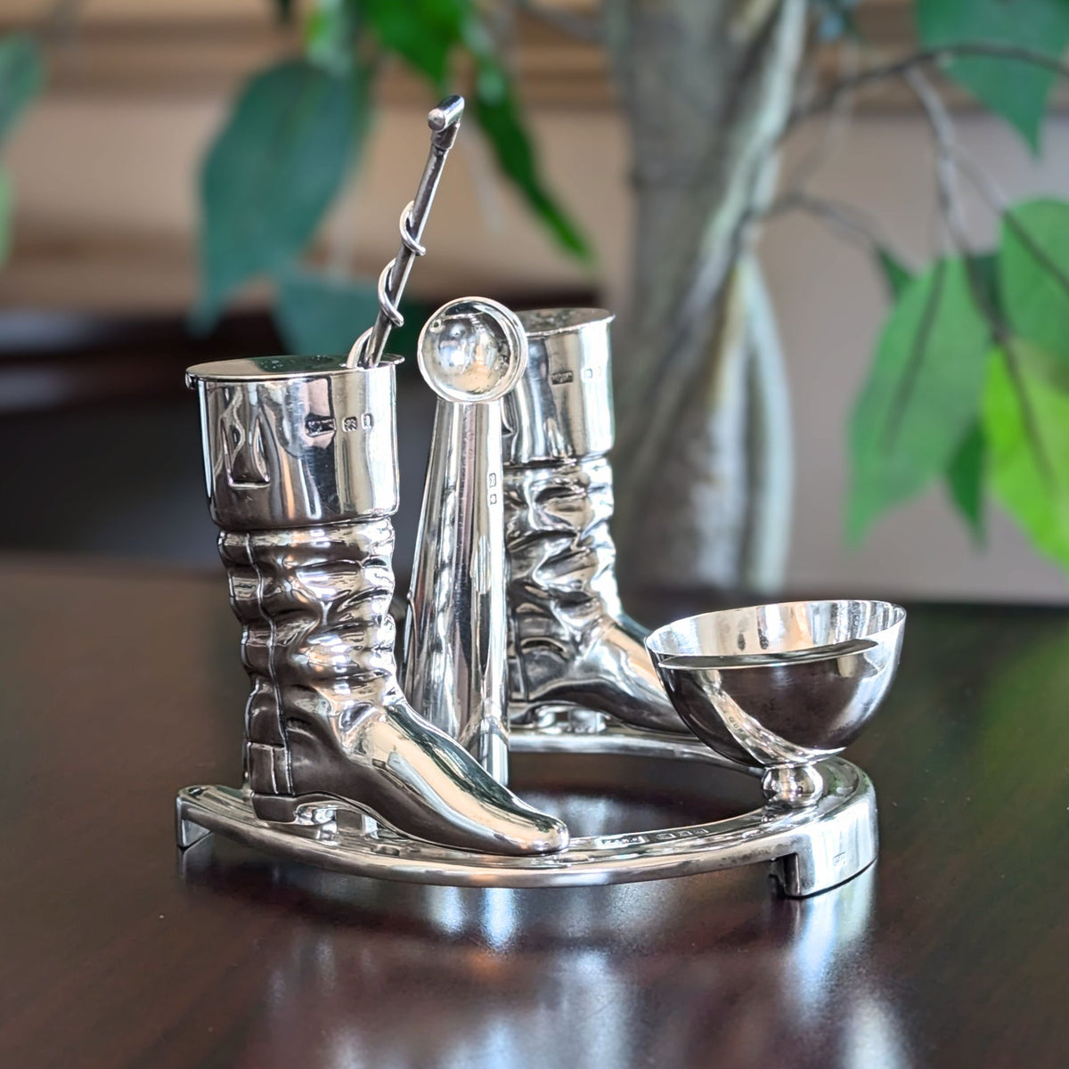 Edwardian 1905 Mappin & Webb Sterling Equine/Horse Jockey Horseshoe Cruet Set