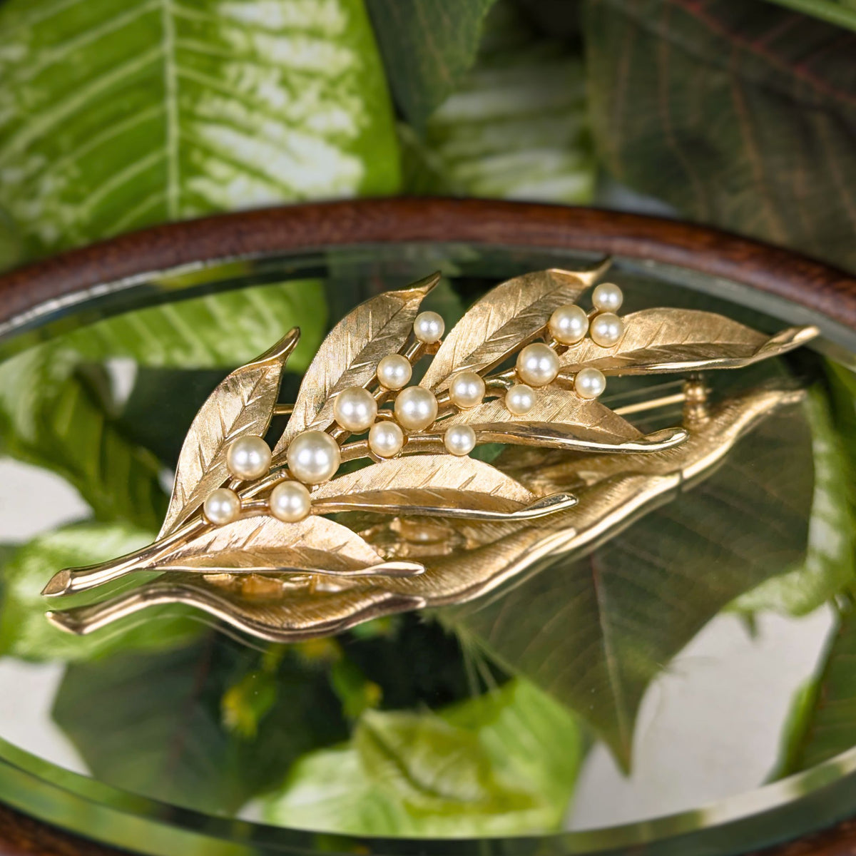 Vintage Crown Trifari Faux Pearl Gold Leaf Branch Spray Brooch/Pin, 4"