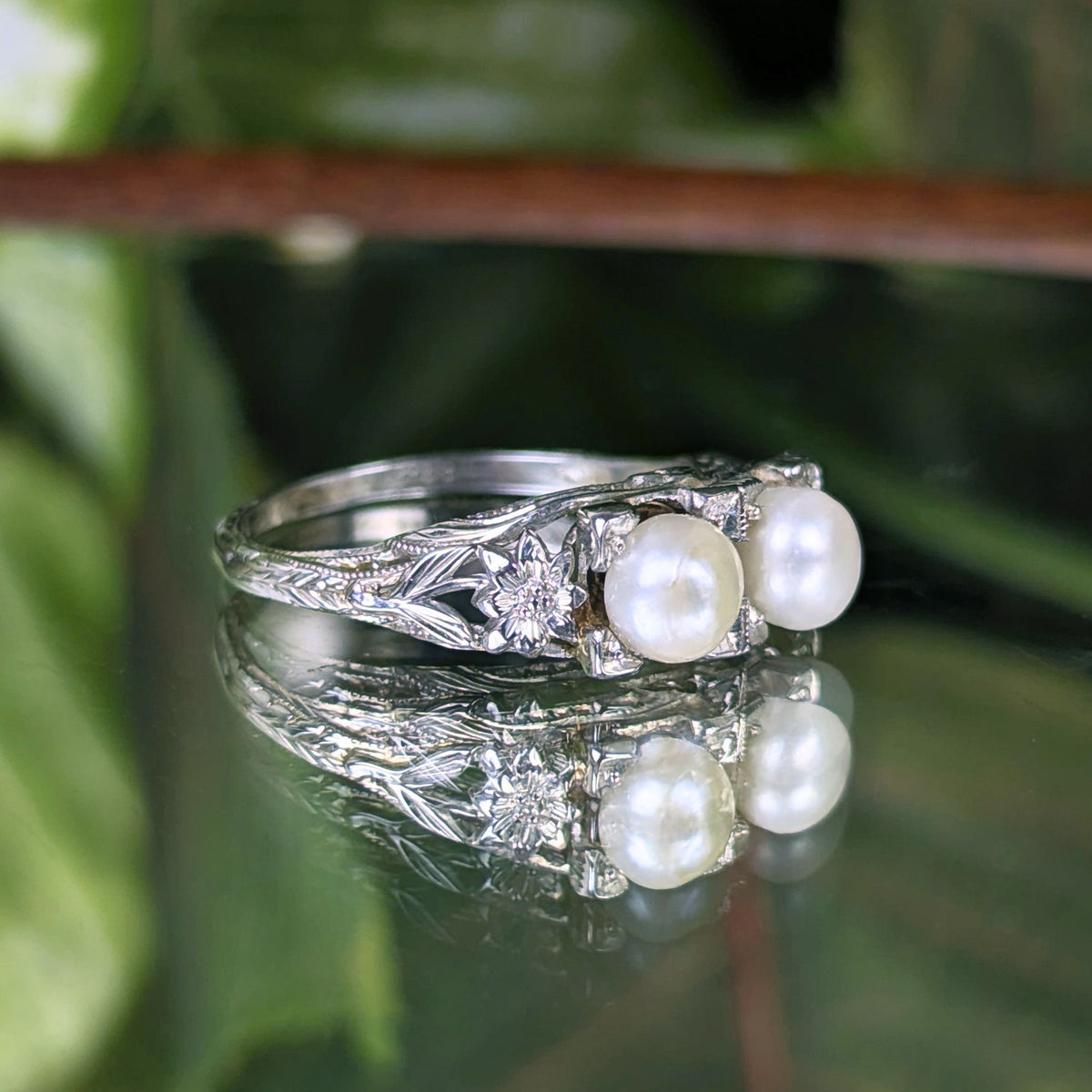 Antique Art Deco 18K White Gold Toi et Moi Double Pearl Filigree Ring - Size 6 1/8