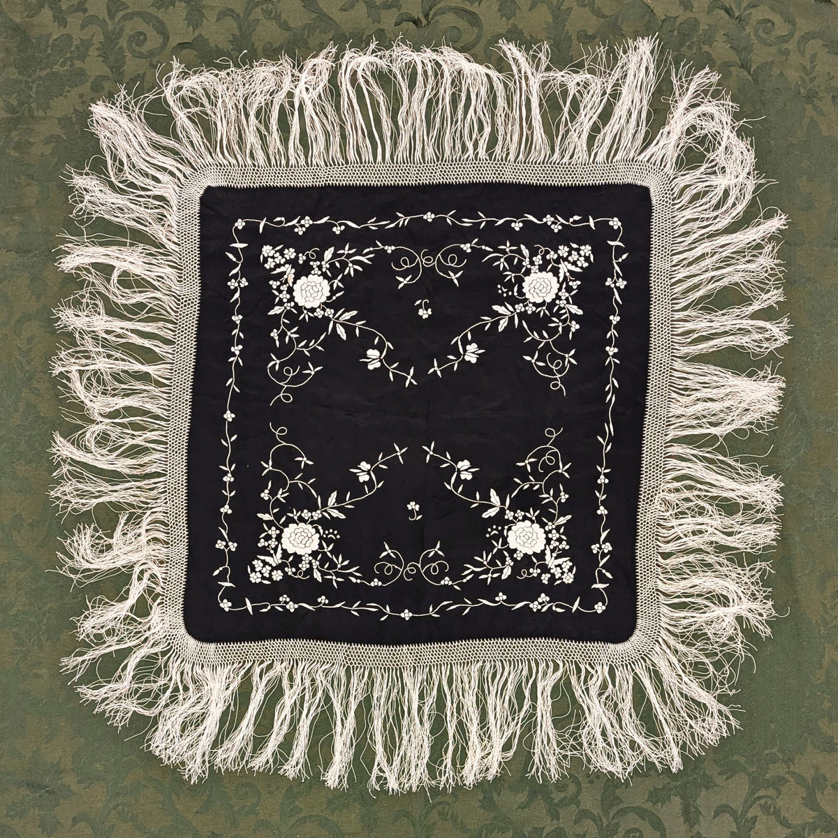 Vintage Black Silk Piano Shawl Hand Embroidered Mantón de Manila Mint 29"x29"