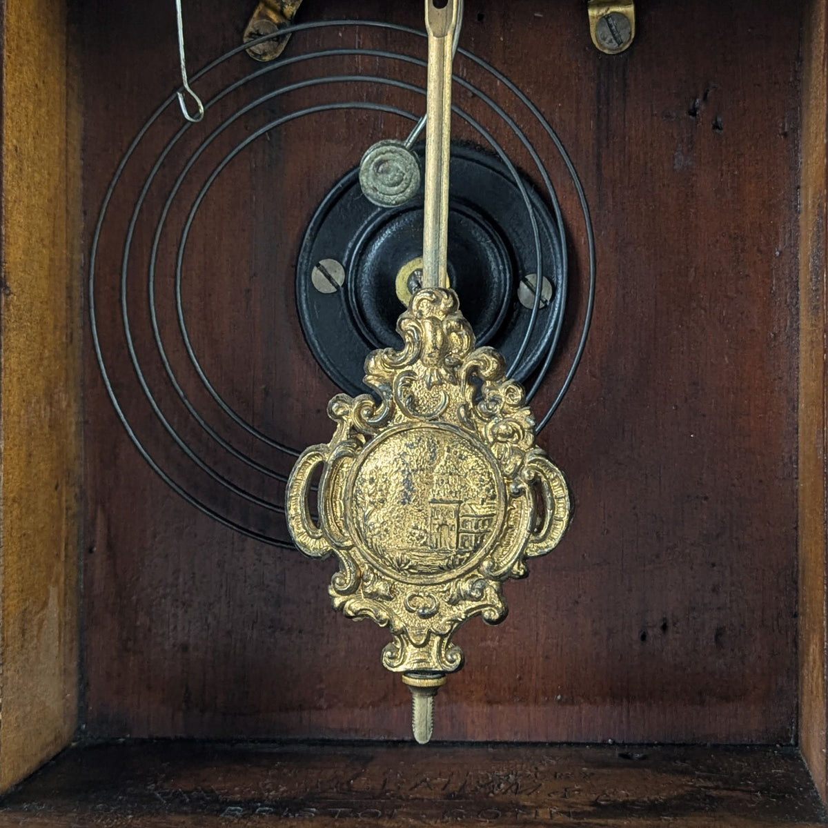 Antique 1881 E. Ingraham "Cadet" Walnut Parlor Mantel Clock - 8 Day - Running