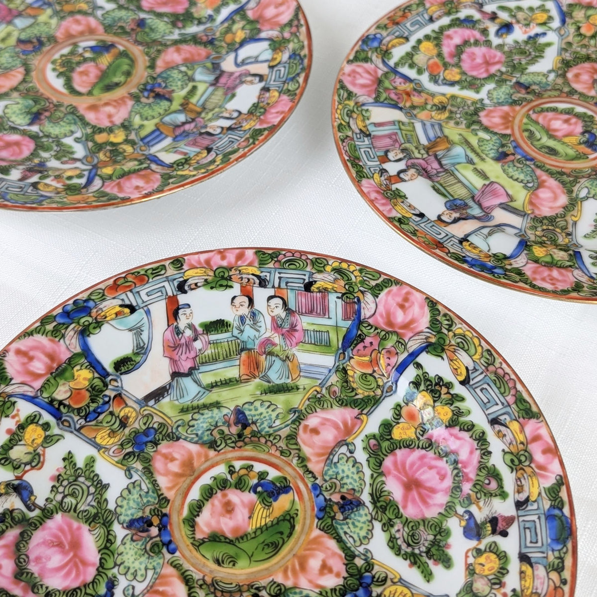 Chinese Famille Rose "Thousand Butterflies" 20pc Porcelain China Set