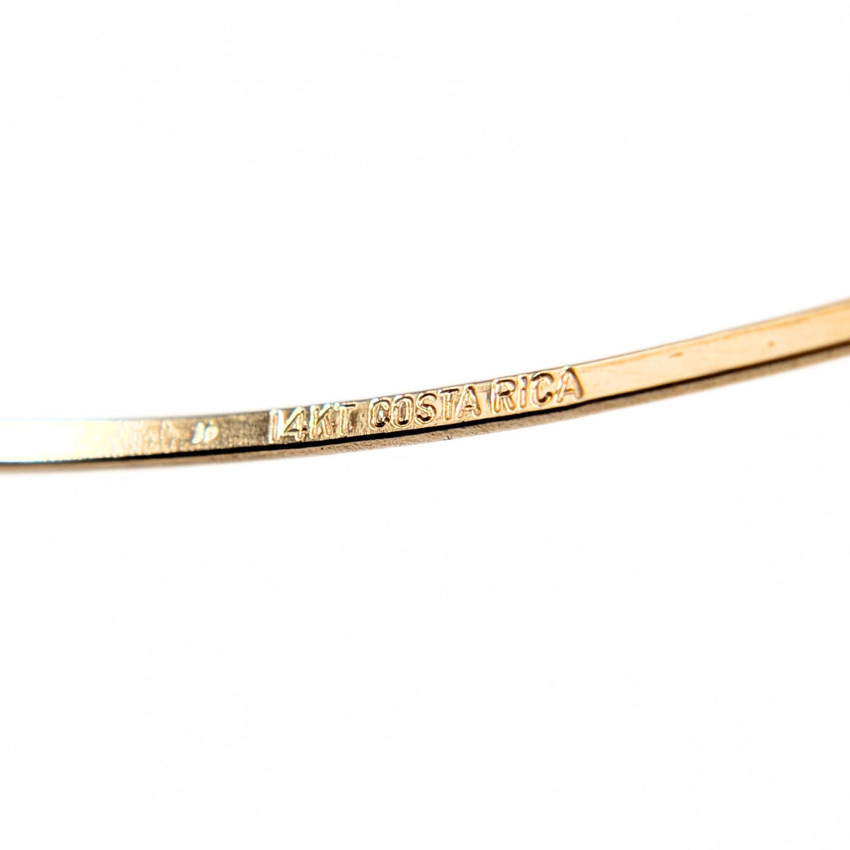Vintage 14K Yellow Gold Diamond-Cut Hinged Bangle Bracelet, Costa Rica