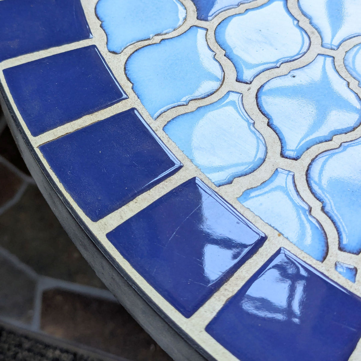 Antique 40-Gallon Cast Iron Cauldron & Mosaic Patio Table / Fire Pit