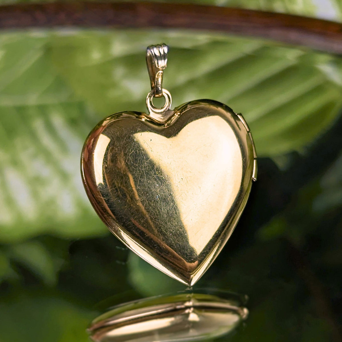 Vintage 14K Yellow Gold 1.3in Heart Locket Pendant, 6.2g