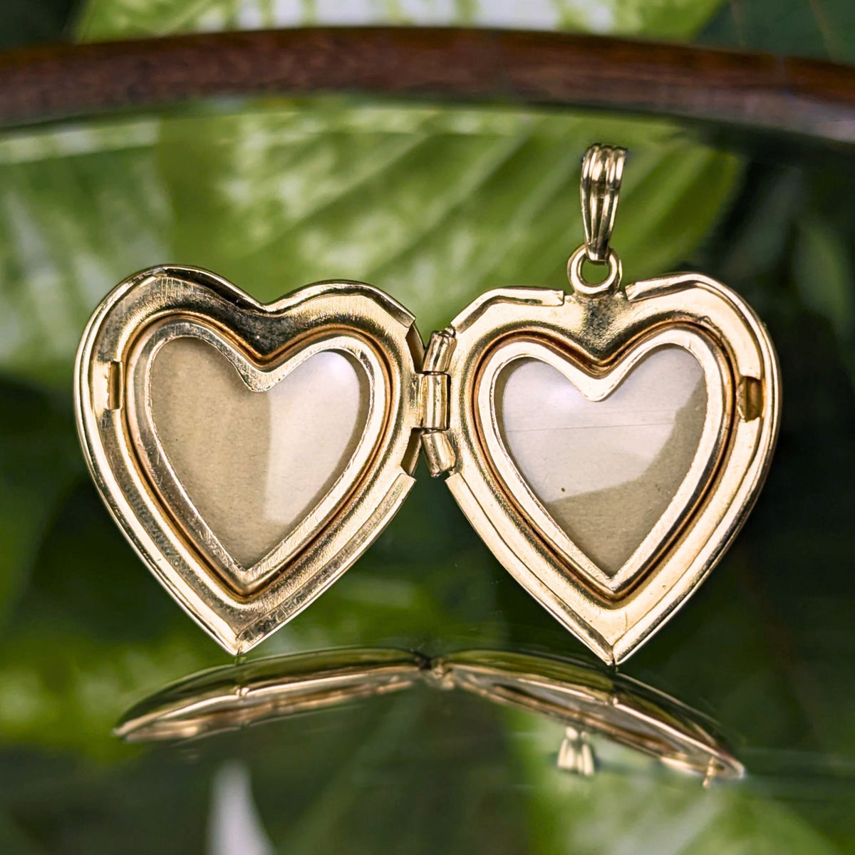 Vintage 14K Yellow Gold 1.3in Heart Locket Pendant, 6.2g