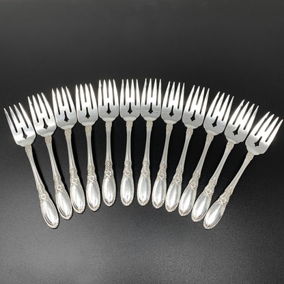 Towle Old Mirror Sterling 88pc Flatware Set (Service for 12+)