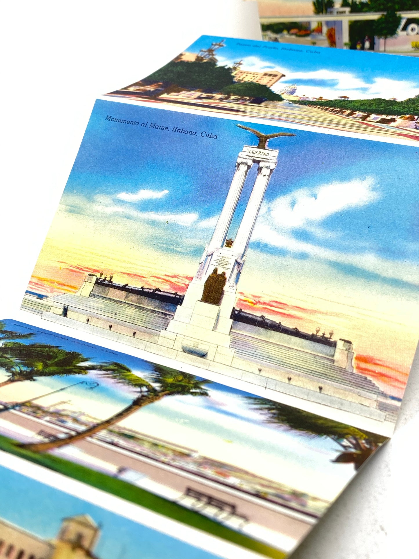Vintage Havana Cuba Postcard Booklet & Postcards